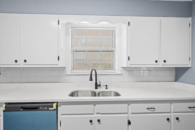 129 Lisa Lane, Dalton, GA 30720