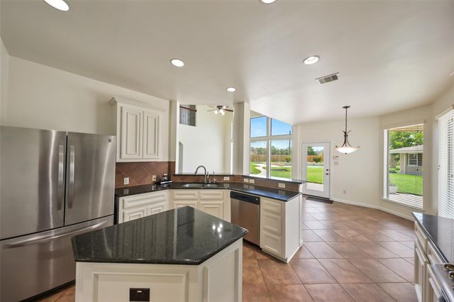 10402 Kingston Creek Lane, Cypress, TX 77433