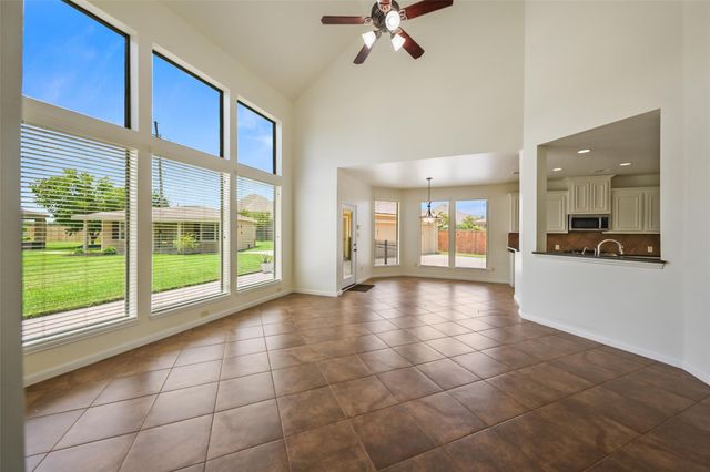 10402 Kingston Creek Lane, Cypress, TX 77433