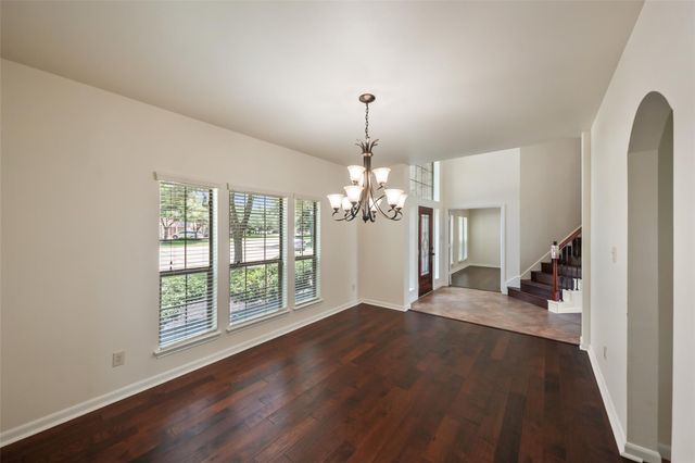 10402 Kingston Creek Lane, Cypress, TX 77433