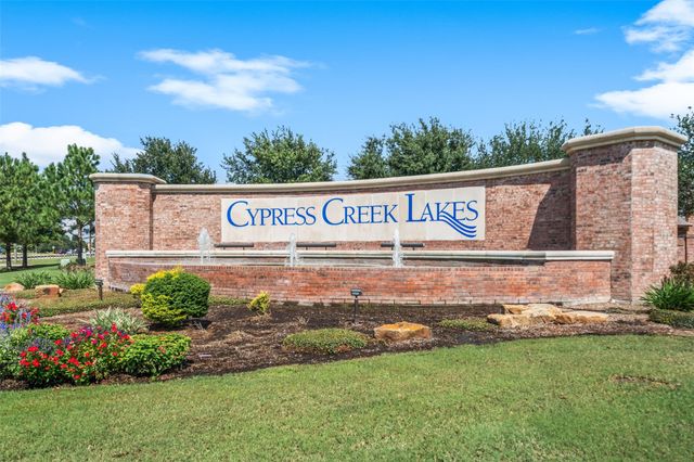 10402 Kingston Creek Lane, Cypress, TX 77433