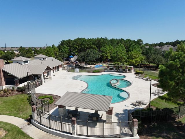 10402 Kingston Creek Lane, Cypress, TX 77433
