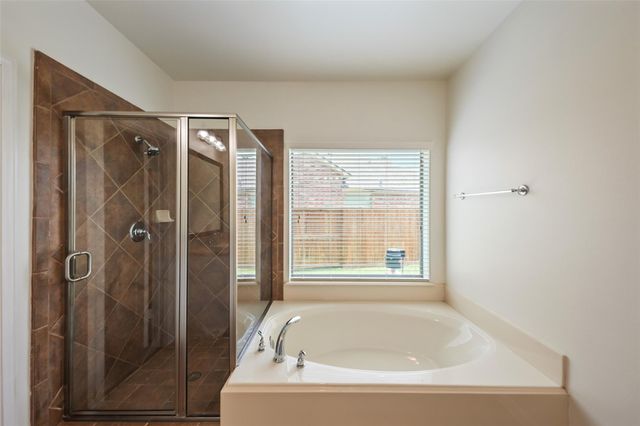 10402 Kingston Creek Lane, Cypress, TX 77433