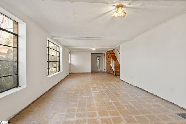 214 Piney Mountain Road, Greenville, SC 29609