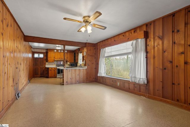 214 Piney Mountain Road, Greenville, SC 29609