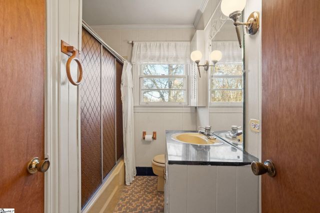 214 Piney Mountain Road, Greenville, SC 29609