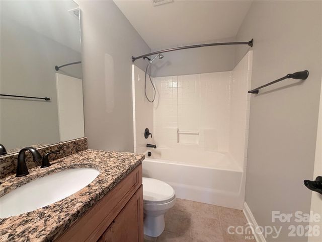 131 Lakeshore Hills Drive, Mooresville, NC 28117