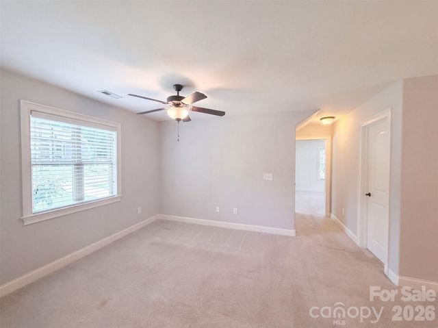 131 Lakeshore Hills Drive, Mooresville, NC 28117