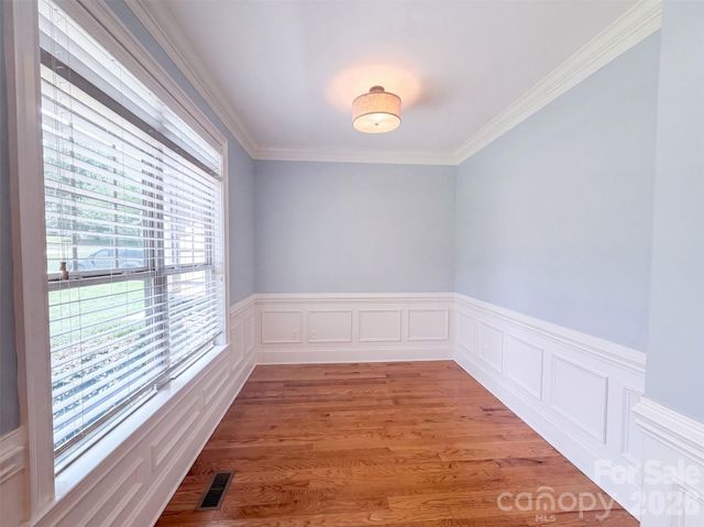 131 Lakeshore Hills Drive, Mooresville, NC 28117