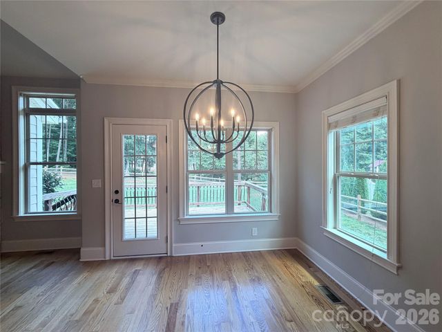 131 Lakeshore Hills Drive, Mooresville, NC 28117