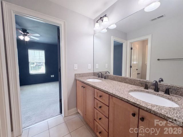 131 Lakeshore Hills Drive, Mooresville, NC 28117
