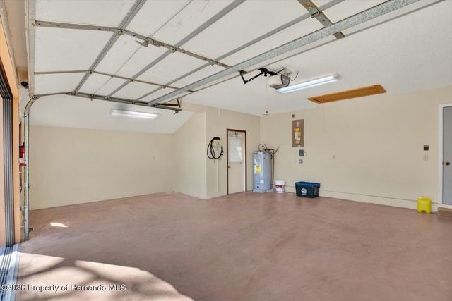 7765 Holiday Drive, Spring Hill, FL 34606