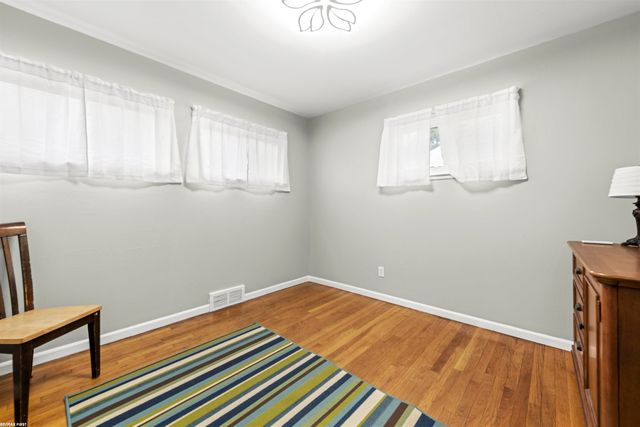 18140 Marquette Street, Roseville, MI 48066