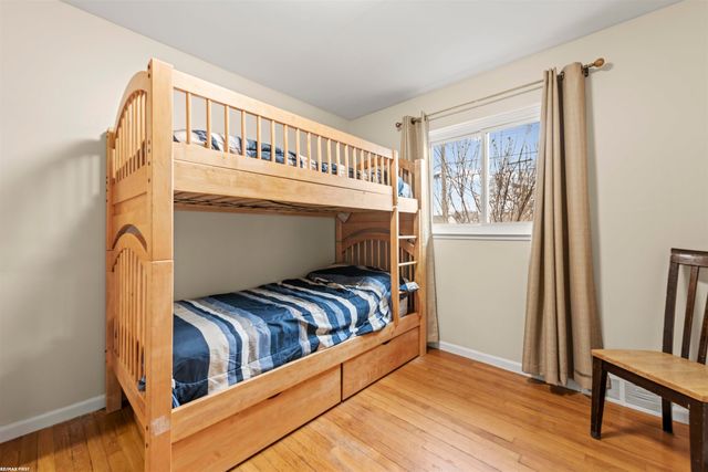 18140 Marquette Street, Roseville, MI 48066