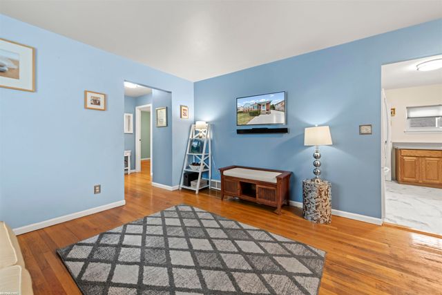 18140 Marquette Street, Roseville, MI 48066