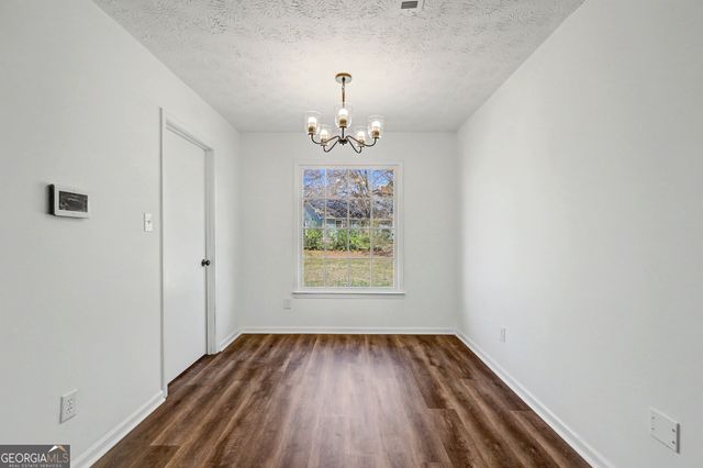 608 S Jeff Davis Drive, Fayetteville, GA 30215