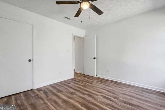 608 S Jeff Davis Drive, Fayetteville, GA 30215