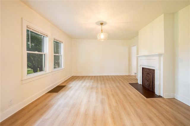 117 W Main St, New Alexandria, PA 15670