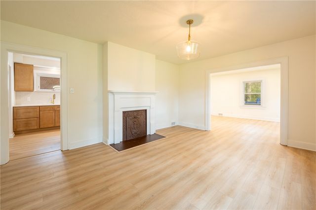 117 W Main St, New Alexandria, PA 15670