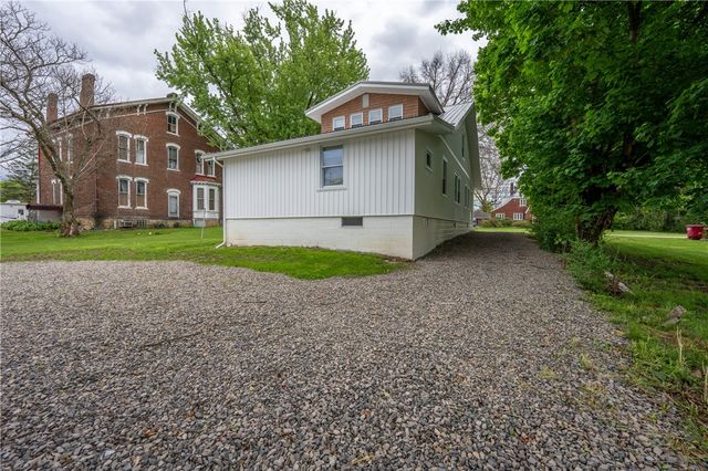117 W Main St, New Alexandria, PA 15670