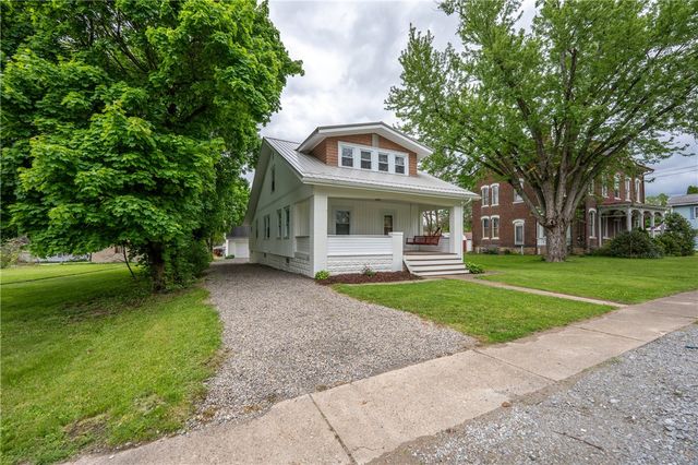 117 W Main St, New Alexandria, PA 15670