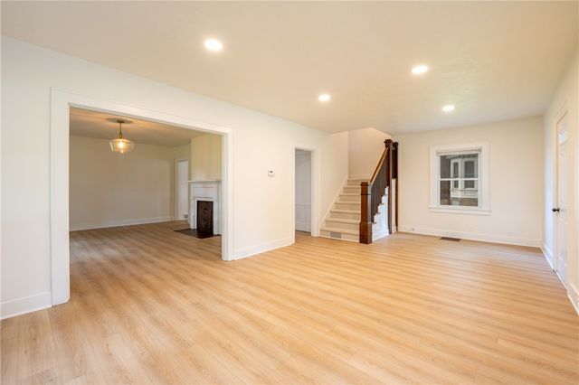 117 W Main St, New Alexandria, PA 15670