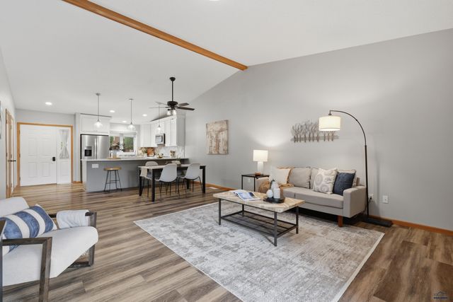 4825 MOUNTAIN SPRINGS CT, Rapid City, SD 57702