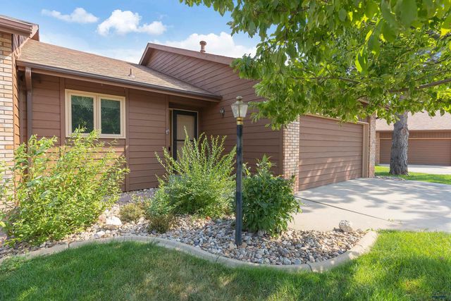 4825 MOUNTAIN SPRINGS CT, Rapid City, SD 57702