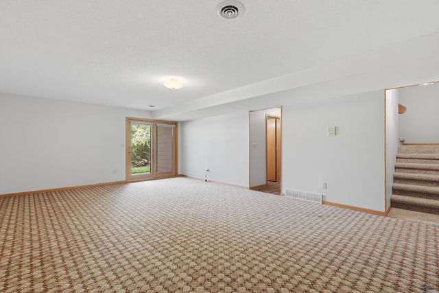 4825 MOUNTAIN SPRINGS CT, Rapid City, SD 57702