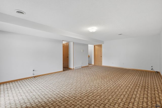 4825 MOUNTAIN SPRINGS CT, Rapid City, SD 57702