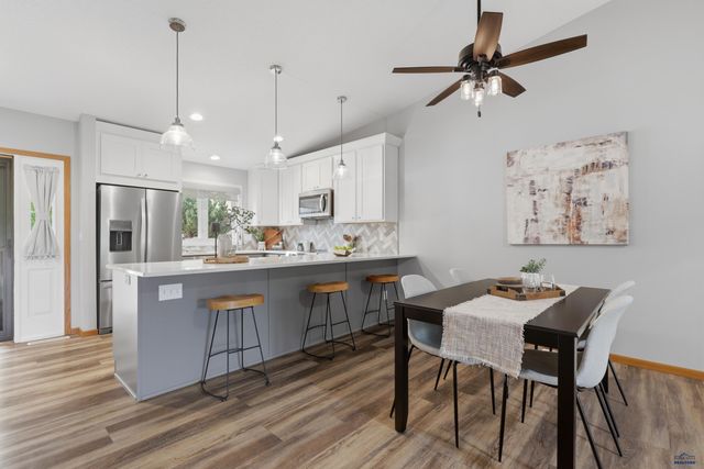 4825 MOUNTAIN SPRINGS CT, Rapid City, SD 57702