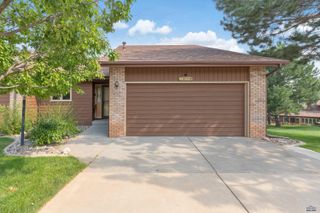 4825 MOUNTAIN SPRINGS CT, Rapid City, SD 57702