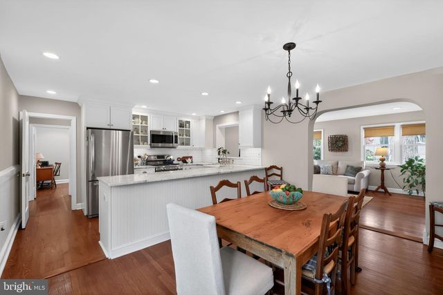 303 BARRY LN, Wallingford, PA 19086