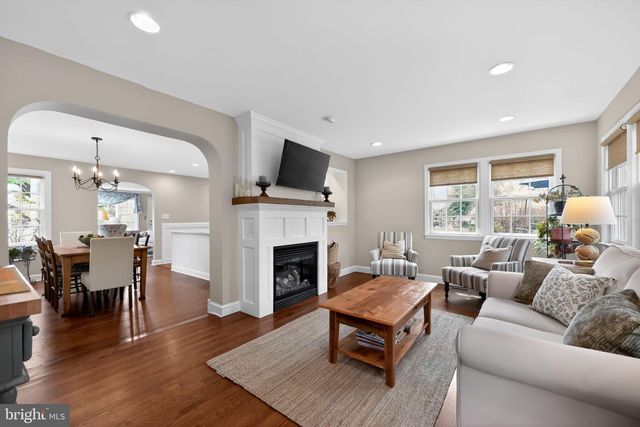 303 BARRY LN, Wallingford, PA 19086
