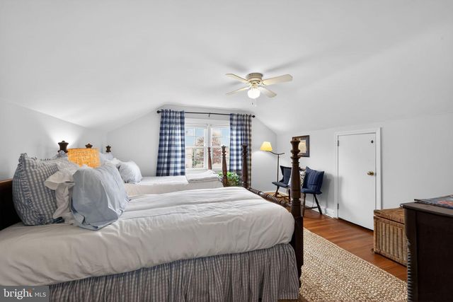 303 BARRY LN, Wallingford, PA 19086