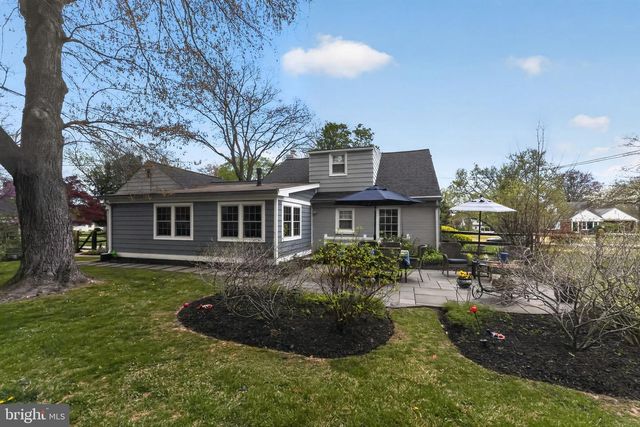 303 BARRY LN, Wallingford, PA 19086