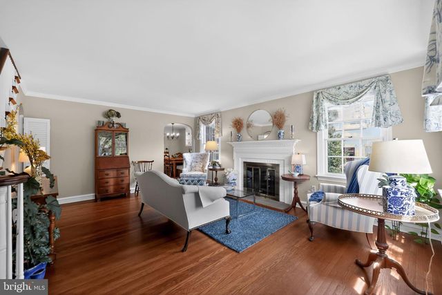 303 BARRY LN, Wallingford, PA 19086