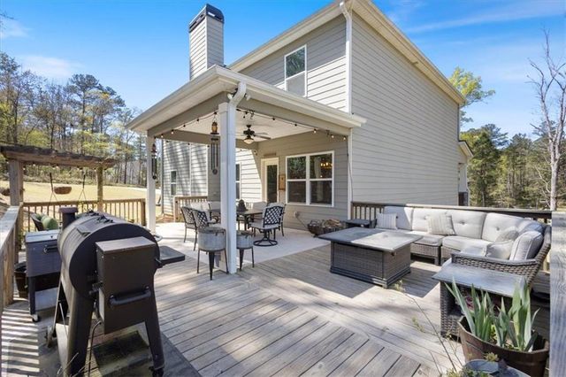 102 River Point Road, Jackson, GA 30233