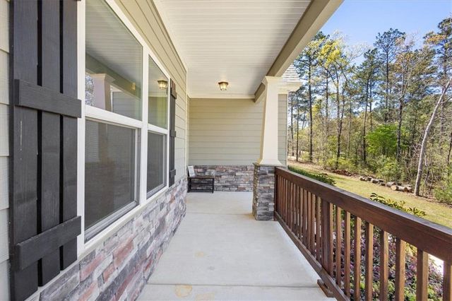 102 River Point Road, Jackson, GA 30233