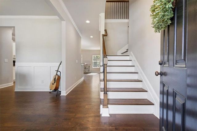 102 River Point Road, Jackson, GA 30233