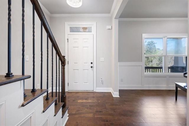 102 River Point Road, Jackson, GA 30233