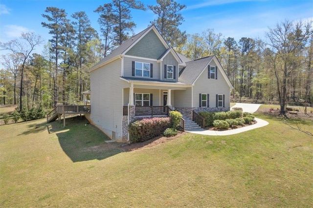 102 River Point Road, Jackson, GA 30233