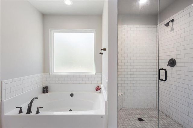 102 River Point Road, Jackson, GA 30233