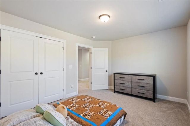 102 River Point Road, Jackson, GA 30233