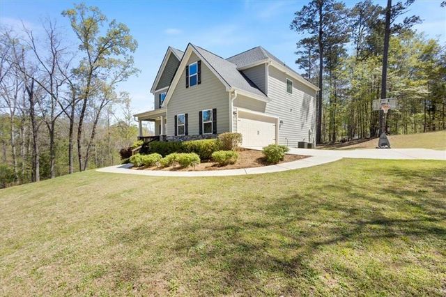 102 River Point Road, Jackson, GA 30233