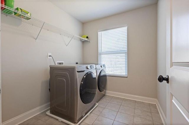 102 River Point Road, Jackson, GA 30233