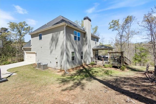 102 River Point Road, Jackson, GA 30233