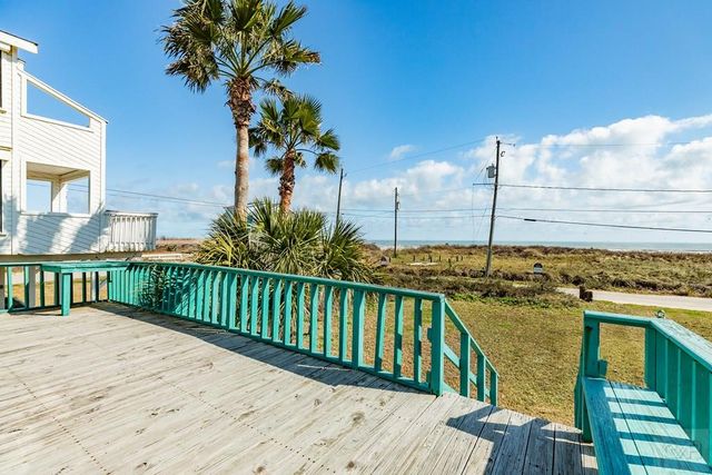17404 Bristow, Galveston, TX 77554