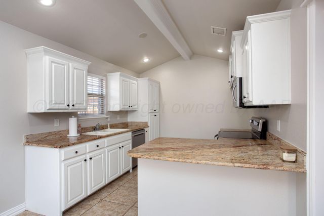 8108 VAIL Drive, Amarillo, TX 79118