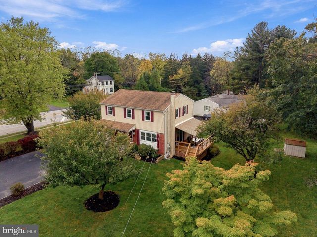902 VALLEY RD, Blue Bell, PA 19422